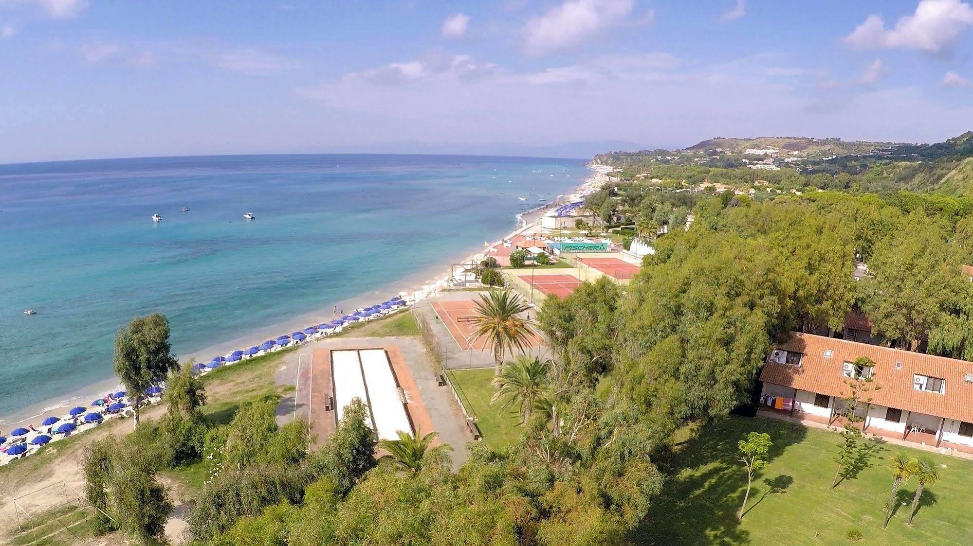Villaggio Sabbie Bianche แซมโบรเน ภายนอก รูปภาพ